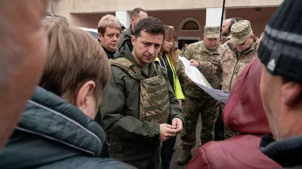 Президент Украины Владимир Зеленский посетил участок разведения сил в Золотом Президент Украины Владимир Зеленский посетил участок разведения сил в Золотом