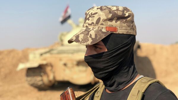 Сирийский военнослужащий Сирийский военнослужащий