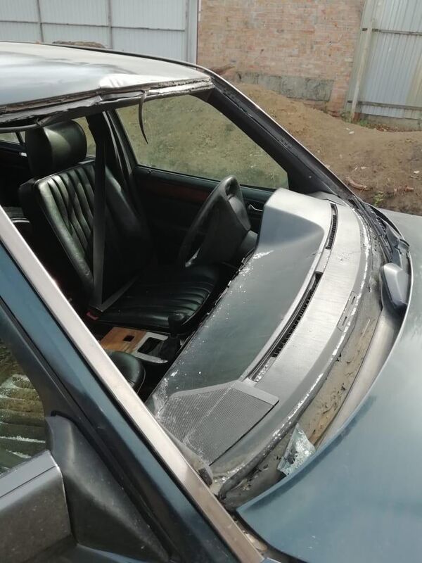 Автомобиль получил сильные повреждения Автомобиль получил сильные повреждения