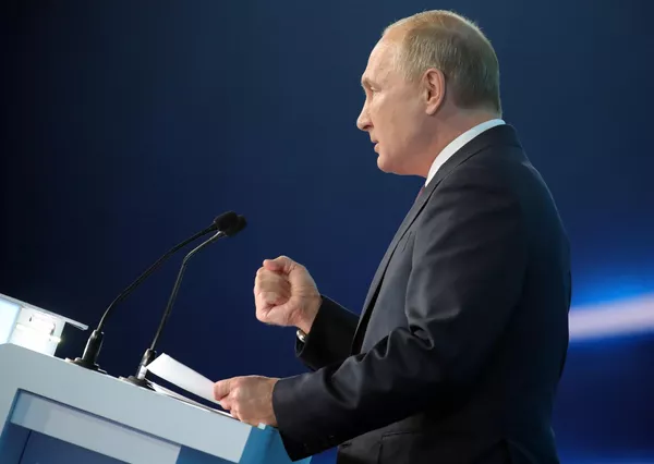 «Терзайте их, трясите». О чём Путин и Медведев просили единороссов (ФОТО, ВИДЕО)