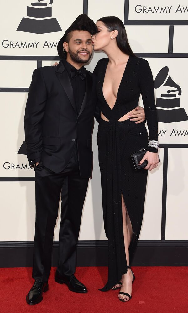 The Weeknd и Белла Хадид на ежегодной премии Grammy music Awards в Лос-Анджелесе The Weeknd и Белла Хадид на ежегодной премии Grammy music Awards в Лос-Анджелесе