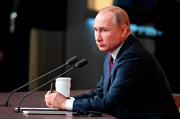 Президент РФ Владимир Путин на ежегодной большой пресс-конференции 