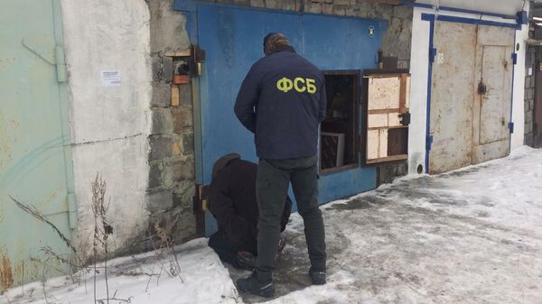 Сотрудники управления ФСБ России по Свердловской области пресекли деятельность торговцев оружием и боеприпасами в Нижнем Тагиле Сотрудники управления ФСБ России по Свердловской области пресекли деятельность торговцев оружием и боеприпасами в Нижнем Тагиле