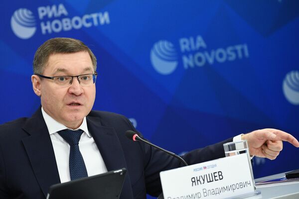 Министр строительства и ЖКХ России Владимир Якушев на пресс-конференции в Международном мультимедийном пресс-центре МИА Россия сегодня Министр строительства и ЖКХ России Владимир Якушев на пресс-конференции в Международном мультимедийном пресс-центре МИА Россия сегодня