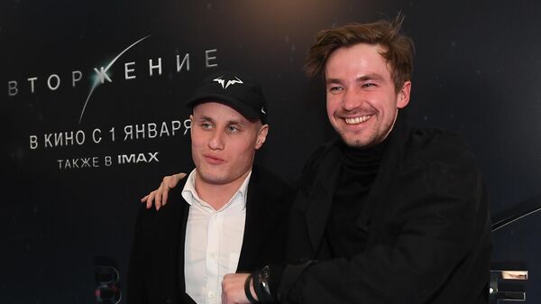 Актеры Никита Кукушкин и Александр Петров на премьере фильма Вторжение Актеры Никита Кукушкин и Александр Петров на премьере фильма Вторжение