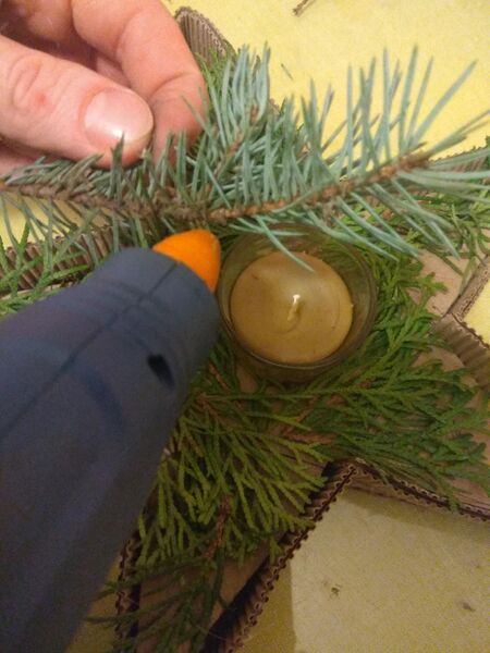 Новогодний подсвечник своими руками Новогодний подсвечник своими руками