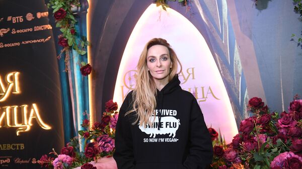 Актриса Екатерина Варнава на премьере ледового шоу Спящая красавица. Легенда двух королевств в Москве Актриса Екатерина Варнава на премьере ледового шоу Спящая красавица. Легенда двух королевств в Москве