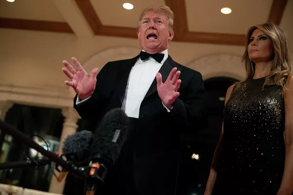 Дональд Трамп с супругой Меланьей 31 декабря 2019 года Дональд Трамп с супругой Меланьей 31 декабря 2019 года