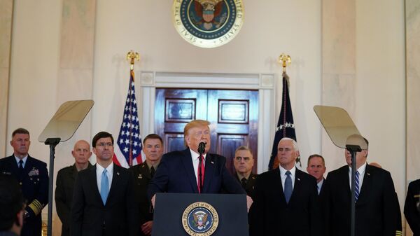Президент США Дональд Трамп во время обращения к нации из Белого дома в Вашингтоне. 8 января 2020 Президент США Дональд Трамп во время обращения к нации из Белого дома в Вашингтоне. 8 января 2020
