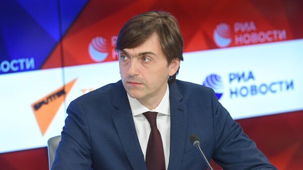 Руководитель Федеральной службы по надзору в сфере образования и науки Сергей Кравцов Руководитель Федеральной службы по надзору в сфере образования и науки Сергей Кравцов
