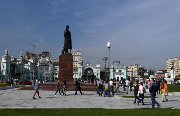 Благоустроенные улицы и площади Москвы в рамках программы Моя Улица Благоустроенные улицы и площади Москвы в рамках программы Моя Улица