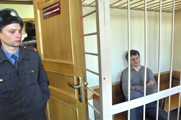 Суд огласит новый вердикт боксеру Романчуку, осужденному за убийство Суд огласит новый вердикт боксеру Романчуку, осужденному за убийство