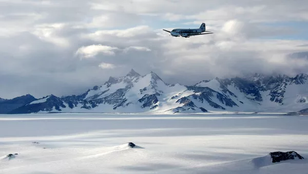 Горный массив Вольтадт в Антарктиде. Архивное фото