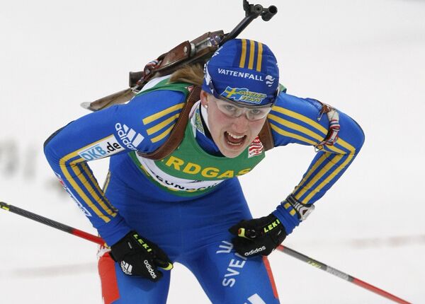 Хелена Юнссон после гонки с масс-старта на чемпионате мира по биатлону-2009 Хелена Юнссон после гонки с масс-старта на чемпионате мира по биатлону-2009