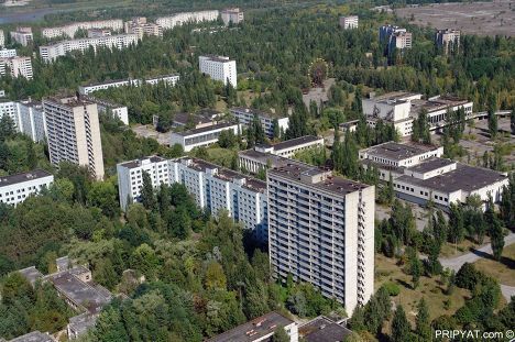 Город Припять после аварии на Чернобыльской АЭС Город Припять после аварии на Чернобыльской АЭС