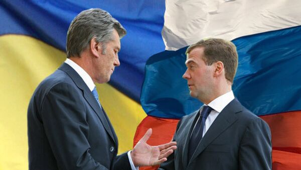 Ющенко опять предлагает Медведеву возродить отношения РФ и Украины Ющенко опять предлагает Медведеву возродить отношения РФ и Украины