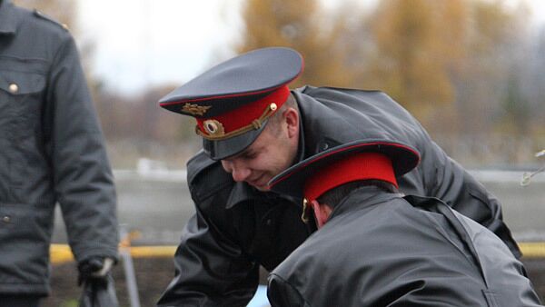По машине ингушского оппозиционера выпустили 60 пуль из Калашникова По машине ингушского оппозиционера выпустили 60 пуль из Калашникова