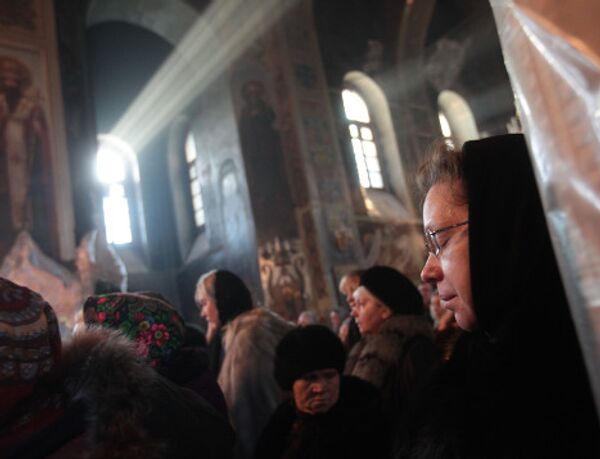 Поминальная служба по погибшим при пожаре в ночном клубе в Перми Поминальная служба по погибшим при пожаре в ночном клубе в Перми