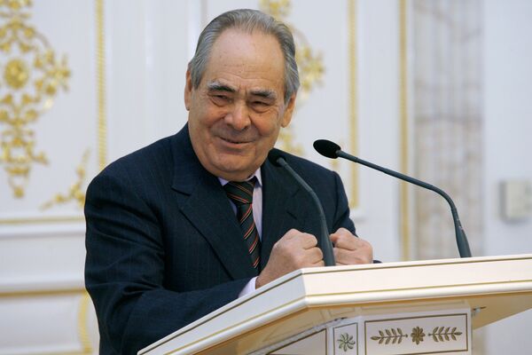 Шаймиев не останется на посту президента Татарстана на новый срок, уйдет в марте Шаймиев не останется на посту президента Татарстана на новый срок, уйдет в марте