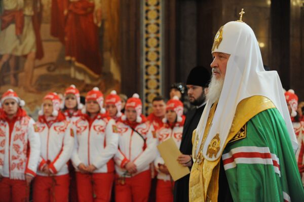 Патриарх Кирилл проводил российских олимпийцев в Ванкувер Патриарх Кирилл проводил российских олимпийцев в Ванкувер