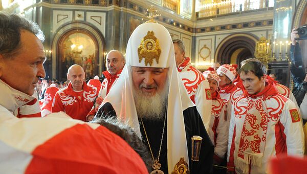 Патриарх Кирилл проводил российских олимпийцев в Ванкувер Патриарх Кирилл проводил российских олимпийцев в Ванкувер