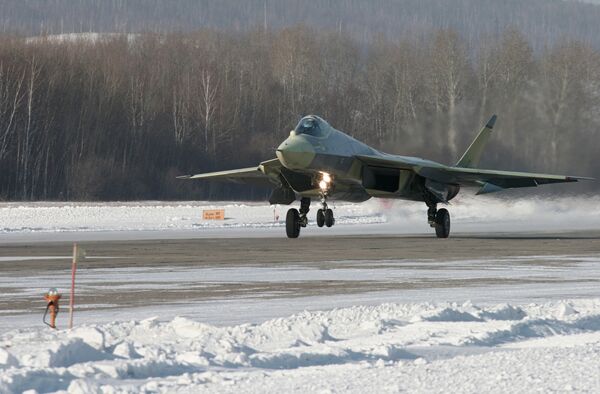 29 января 2010 года в 11:19 по местному времени в Комсомольске-на-Амуре впервые поднялся в воздух новейший боевой самолет российской разработки 29 января 2010 года в 11:19 по местному времени в Комсомольске-на-Амуре впервые поднялся в воздух новейший боевой самолет российской разработки