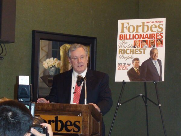 Главный редактор журнала Forbes Стив Форбс. Главный редактор журнала Forbes Стив Форбс.