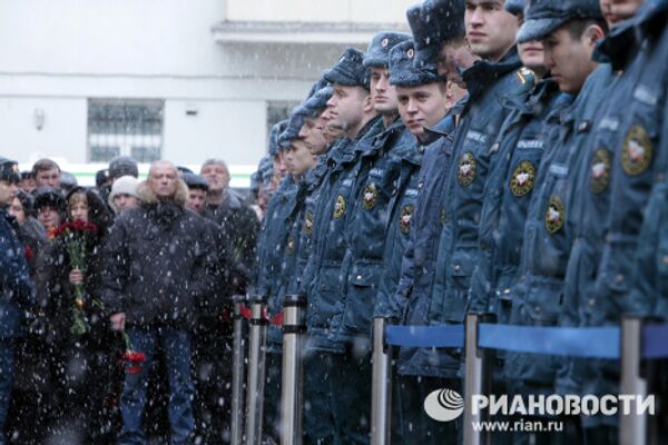 Прощание с начальником службы пожаротушения Москвы Евгением Чернышовым Прощание с начальником службы пожаротушения Москвы Евгением Чернышовым