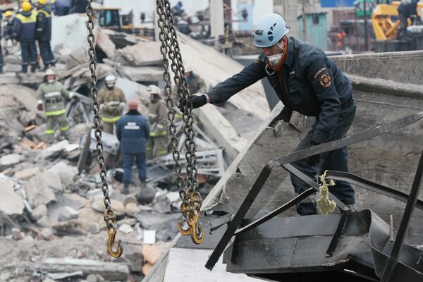 Последствия взрывов на шахте Распадская в Кемеровской области Последствия взрывов на шахте Распадская в Кемеровской области