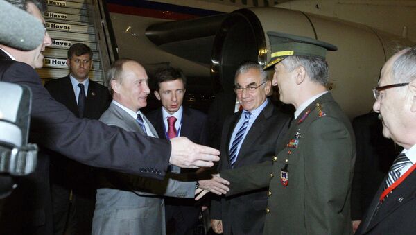 Владимир Путин прибыл с рабочим визитом в Турцию Владимир Путин прибыл с рабочим визитом в Турцию