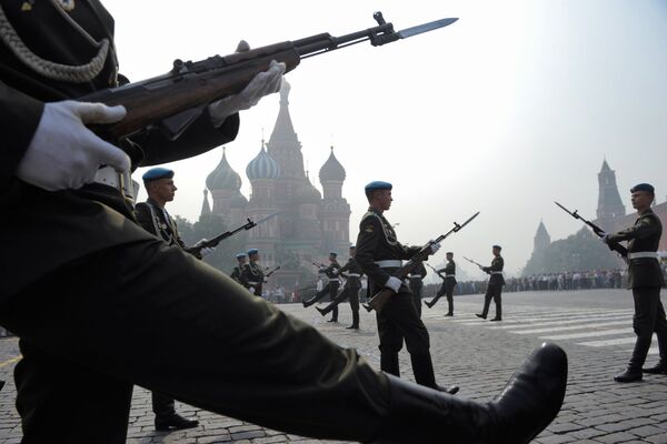 Празднование Дня Воздушно-десантных войск в Москве Празднование Дня Воздушно-десантных войск в Москве