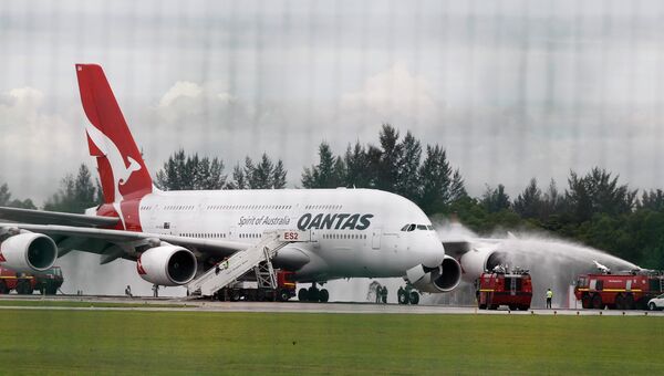 Инцидент с самолетом А380 авиакомпании Qantas Инцидент с самолетом А380 авиакомпании Qantas