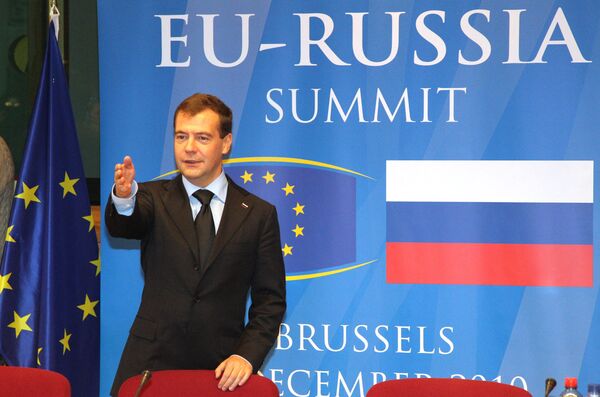 Президент РФ Д.Медведев принимает участие в саммите РФ-ЕС Президент РФ Д.Медведев принимает участие в саммите РФ-ЕС