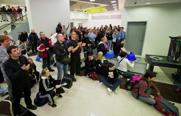 Акция протеста пассажиров в аэропорту Шереметьево Акция протеста пассажиров в аэропорту Шереметьево