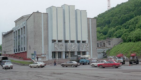 Здание театра в Петропавловске-Камчатском Здание театра в Петропавловске-Камчатском