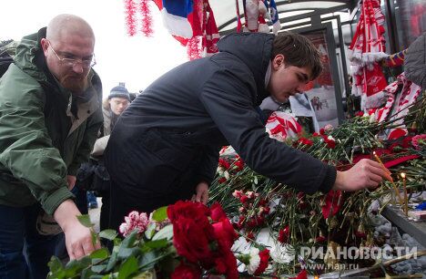 Акция памяти погибшего футбольного болельщика Егора Свиридова Акция памяти погибшего футбольного болельщика Егора Свиридова