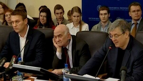 Три минуты из трех часов схватки Навального с Кузьминовым Три минуты из трех часов схватки Навального с Кузьминовым