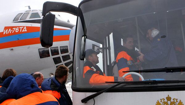 Встреча спасателей МЧС России, прибывших из Японии, на аэродроме Раменское Встреча спасателей МЧС России, прибывших из Японии, на аэродроме Раменское