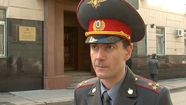 Перед женщиной, избитой майором милиции, извинился его коллега Перед женщиной, избитой майором милиции, извинился его коллега