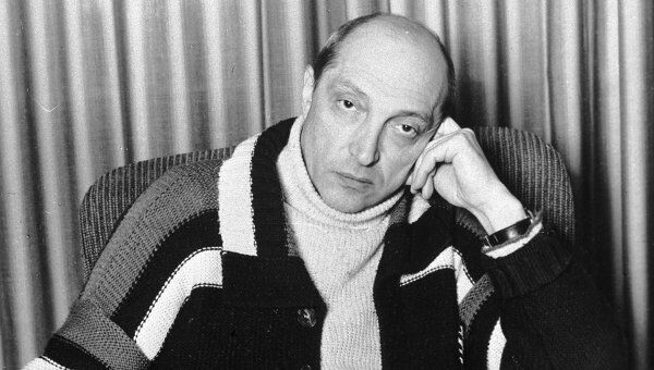 Артист театра и кино, режиссер Михаил Козаков Артист театра и кино, режиссер Михаил Козаков