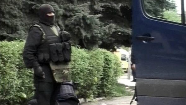 Группа боевиков ликвидирована в центре Нальчика. Видео с места события Группа боевиков ликвидирована в центре Нальчика. Видео с места события