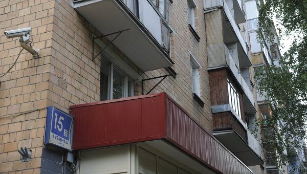 Улица Кубинка, дом 15, где снимала квартиру подозреваемая в убийстве 2-летнего ребенка Улица Кубинка, дом 15, где снимала квартиру подозреваемая в убийстве 2-летнего ребенка