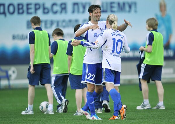 Кевин Кураньи и Андрей Воронин (на первом плане слева направо) Кевин Кураньи и Андрей Воронин (на первом плане слева направо)