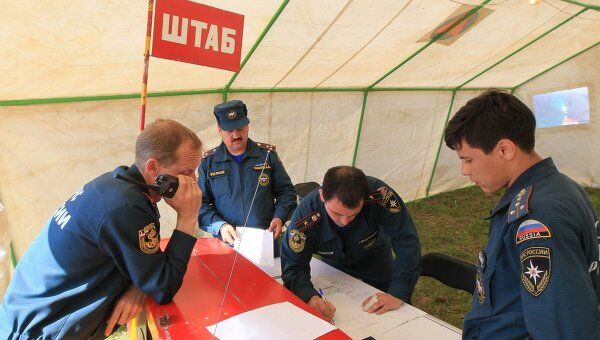 Штаб по ликвидации последствий пожара. Архивное фото Штаб по ликвидации последствий пожара. Архивное фото