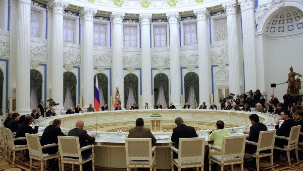 Заседание в Кремле Совета при президенте РФ по содействию развитию институтов гражданского общества и правам человека. Архив Заседание в Кремле Совета при президенте РФ по содействию развитию институтов гражданского общества и правам человека. Архив