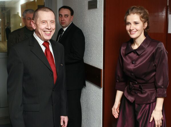 Актер Валерий Золотухин с супругой Ириной Линдт Актер Валерий Золотухин с супругой Ириной Линдт