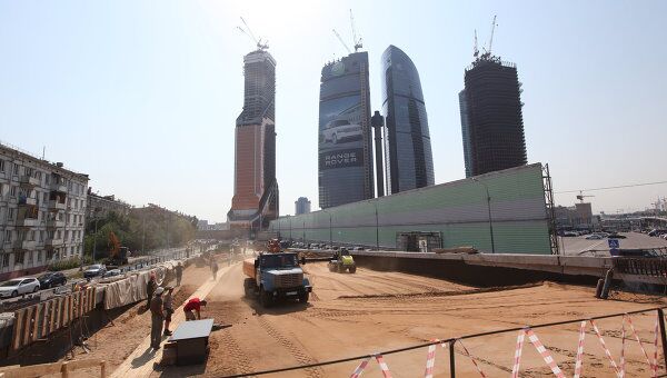 Строительство автомагистрали рядом с ММДЦ Москва-СИТИ. Архив Строительство автомагистрали рядом с ММДЦ Москва-СИТИ. Архив