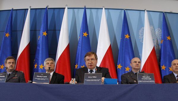 Комиссия по расследованию катастрофы самолета польского президента под Смоленском в Варшаве Комиссия по расследованию катастрофы самолета польского президента под Смоленском в Варшаве