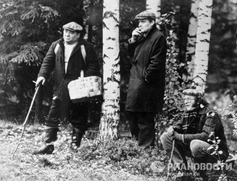 На съемках фильма «Осенний марафон» На съемках фильма «Осенний марафон»