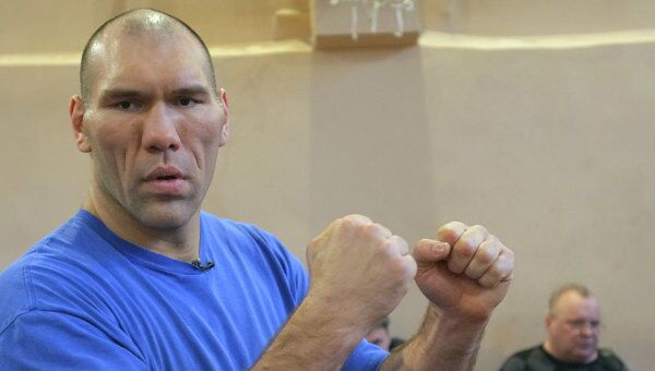 Наставник Хэя знает, как победить Валуева в бое за чемпионский пояс Наставник Хэя знает, как победить Валуева в бое за чемпионский пояс